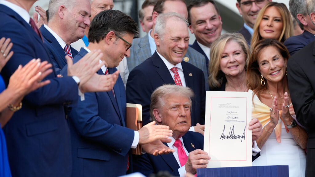U.S. poised to boot legal immigrants from Medicaid, including refugees and sex-trafficking victims