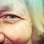 How HIV affects the eyes of aging adults