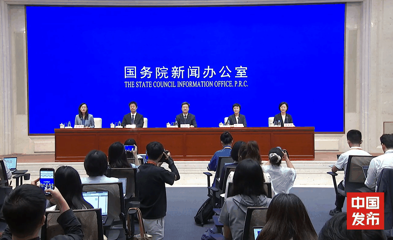 “十五五”医保服务：优化灵活就业参保、缩小报销地域差距等举措