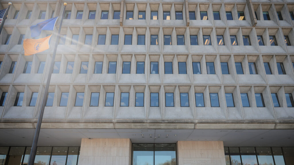 HHS flip-flops on disability lawsuit